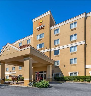 Comfort Suites