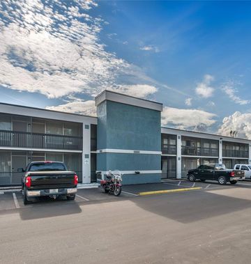 Quality Inn & Suites Riverfront