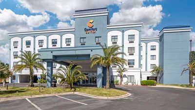 Comfort Suites