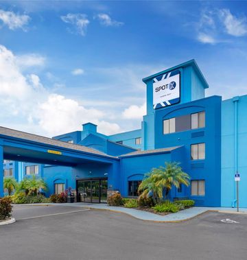 Spot X Hotel Tampa - Wesley Chapel