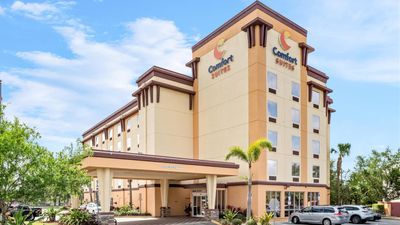 Comfort Suites Orlando Airport