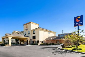 Comfort Suites near Tyndall AFB
