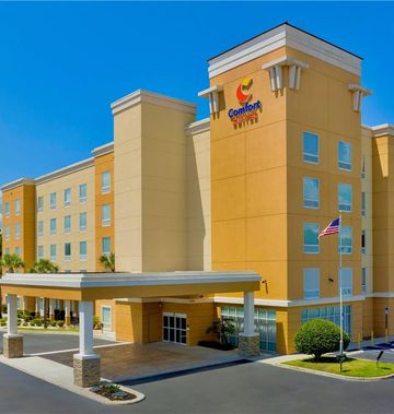 Comfort Suites