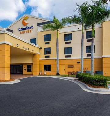 Comfort Suites