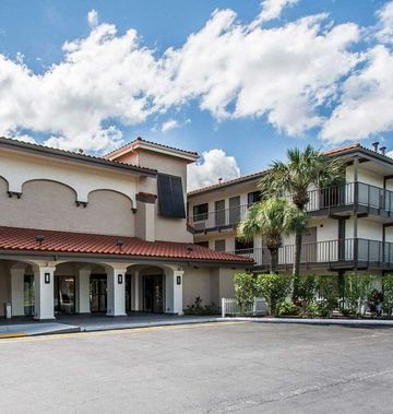 Quality Inn & Suites