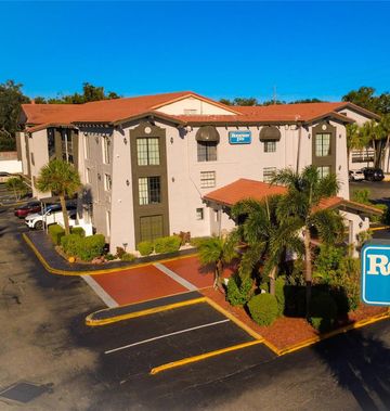 Rodeway Inn & Suites, Tampa