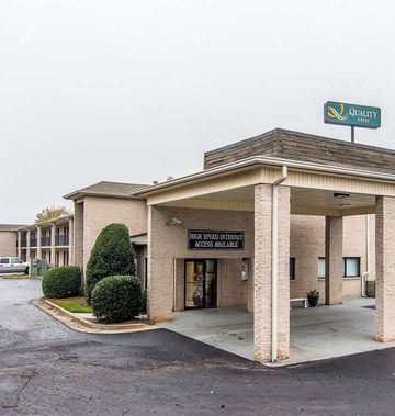 Quality Inn of Oakwood