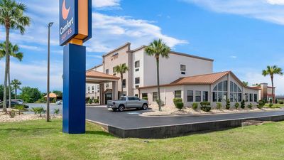 Comfort Suites Near Robins Air Force Bas