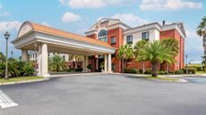 Comfort Suites