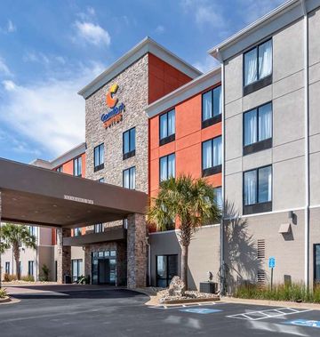 Comfort Suites