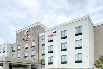Comfort Suites