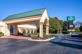Quality Inn Richmond Hill