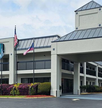 Quality Inn near Six Flags