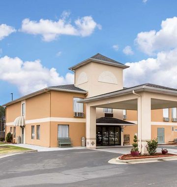 Quality Inn Fitzgerald
