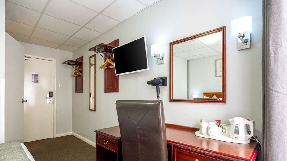 Comfort Inn Birmingham Room