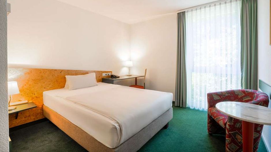 Quality Hotel Room
