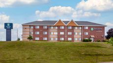 MainStay Suites