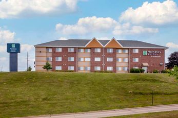 MainStay Suites