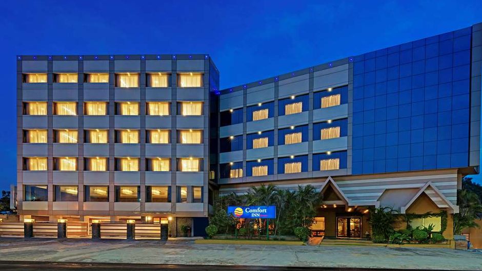 Comfort Inn Sunset Exterior