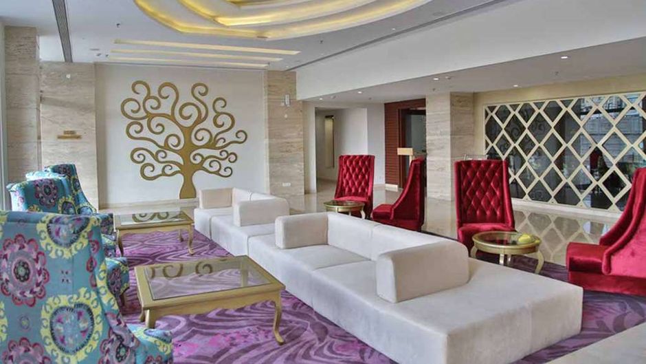 Clarion Inn Sevilla Lobby