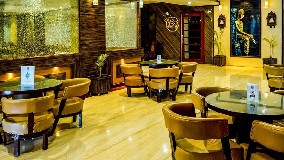 Clarion Inn Amps Restaurant
