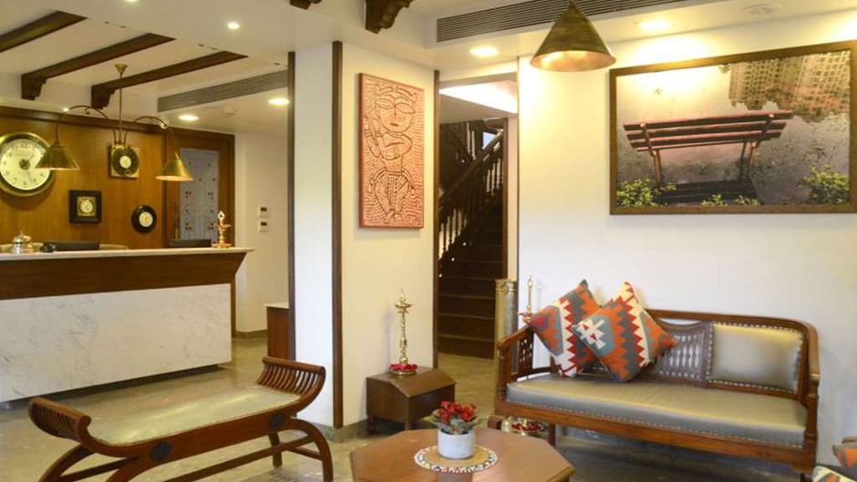 Comfort Inn Emerald Lobby