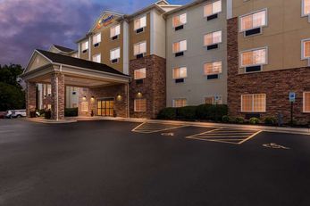 Comfort Suites