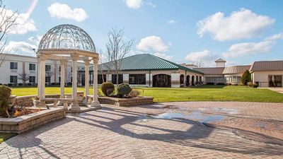 Clarion Inn Elmhurst - Oakrbook