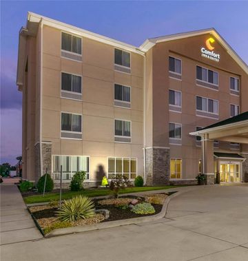 Comfort Inn and Suites Marion I-57