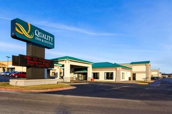 Quality Inn & Suites, Moline