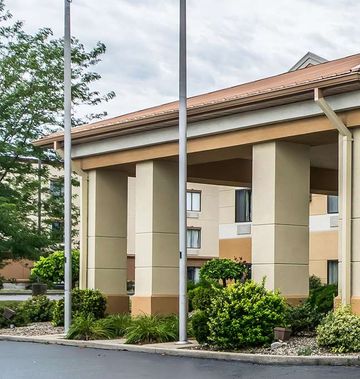 Quality Inn & Suites Evansville
