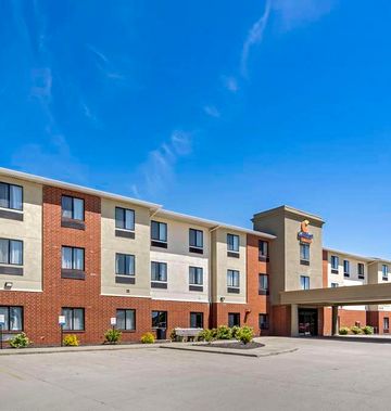 Comfort Suites
