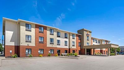 Comfort Suites