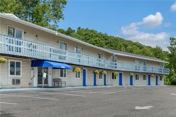 Econo Lodge Lee