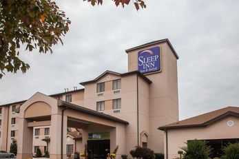 Sleep Inn & Suites