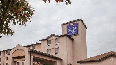 Sleep Inn & Suites