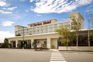 Clarion Hotel Portland Airport