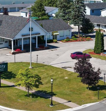 Quality Inn & Suites Mackinaw City