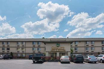 Quality Inn & Suites Metro Airport