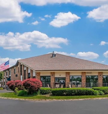 Quality Inn Byron Center