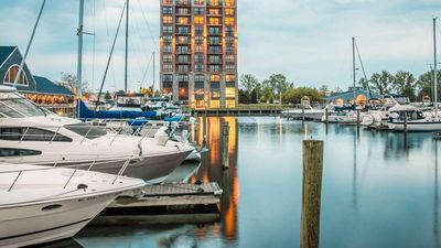 Shoreline Inn & Conf Ctr, Ascend Hotel