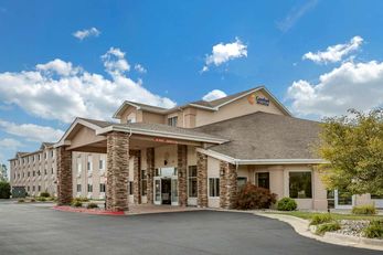 Comfort Inn & Suites of Lansing
