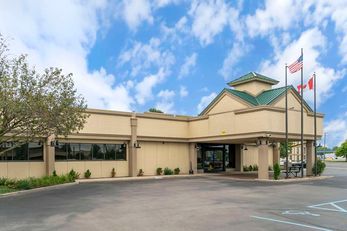Quality Inn and Suites Monroe