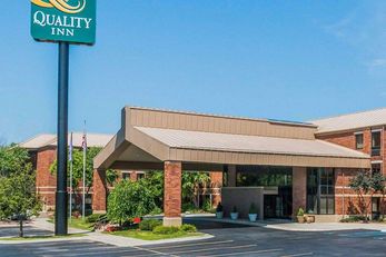 Quality Inn - Auburn Hills