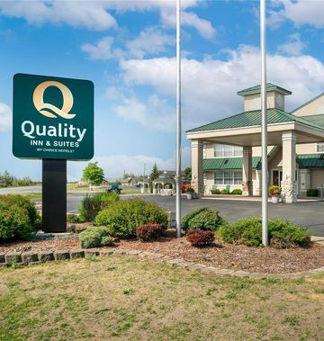 Quality Inn and Suites Manistique