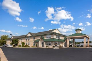 Quality Inn and Suites Manistique