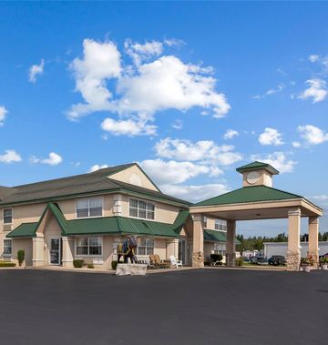 Quality Inn and Suites Manistique