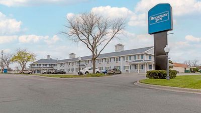 Rodeway Grandvillage Inn