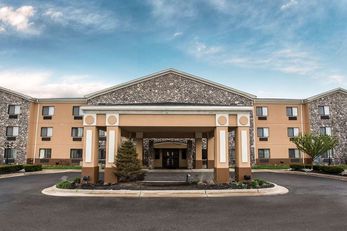 Econo Lodge Inn & Suites, Monroe