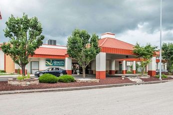 Quality Inn & Suites Kansas City